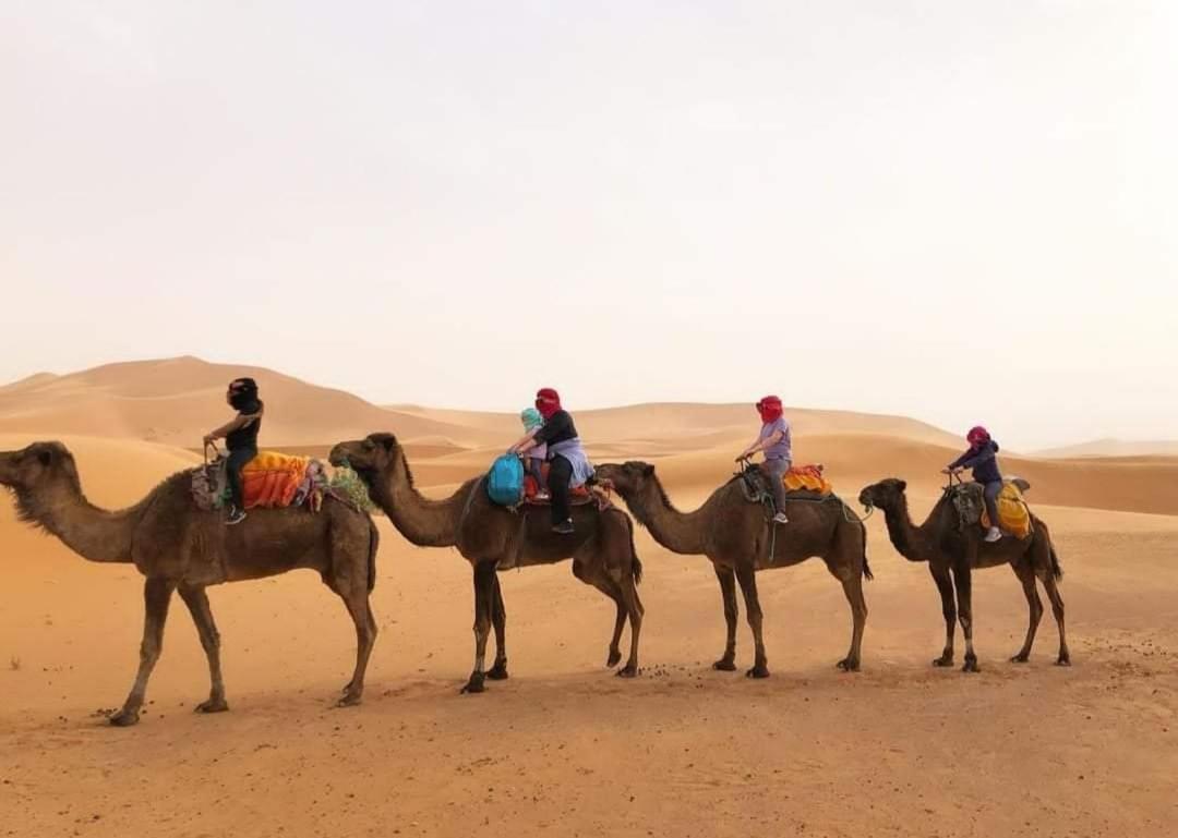 Hotel Riad Le Petit Prince Merzouga Luaran gambar